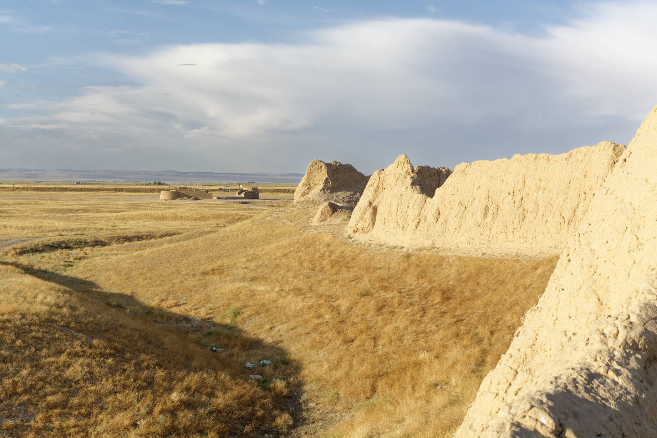 Vestiges de la cité de Sauran au Kazakhstan