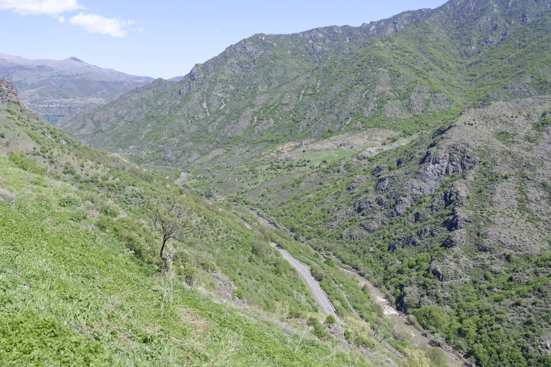 Vue sur les gorges de la Debed en Arménie
